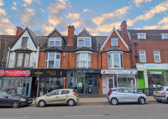 Studio To Rent In A London Road, St Albans, Hertfordshire, AL1