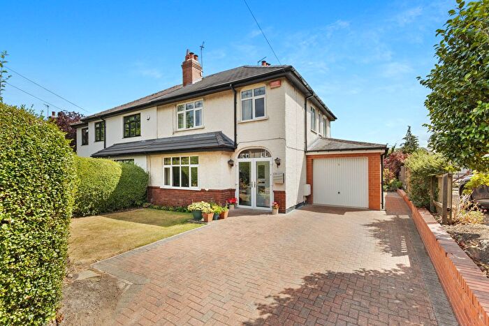 3 Bedroom Semi-Detached House For Sale In Manygates Lane, Sandal, Wakefield, WF2