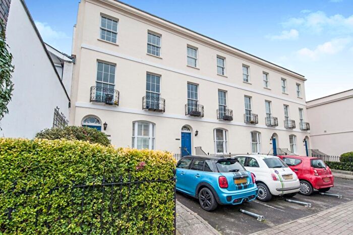 2 Bedroom Apartment To Rent In Winchcombe Street, Cheltenham, GL52