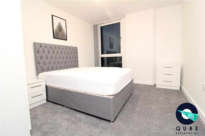2 Bedroom Flat To Rent In Adelphi Wharf, Adelphi Street, Salford, Greater Manchester, M3