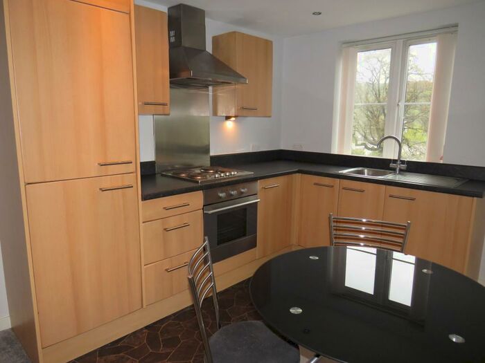 2 Bedroom Apartment To Rent In Caygill Terrace, Halifax, HX1