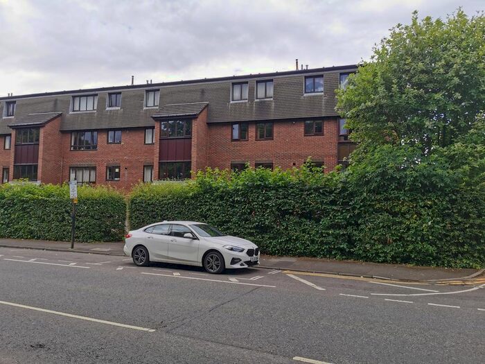 2 Bedroom Flat To Rent In Windmill Court, Newcastle Upon Tyne, NE2