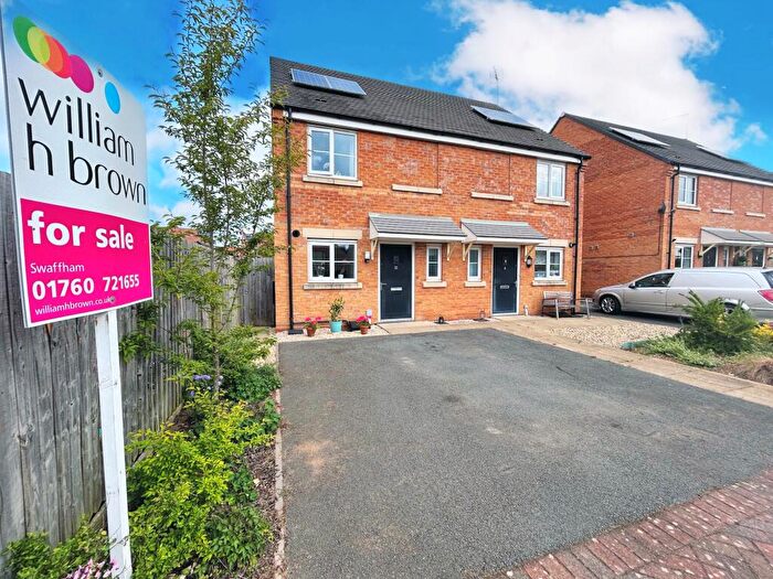 2 Bedroom Semi-Detached House For Sale In Marriott Close, Narborough, PE32