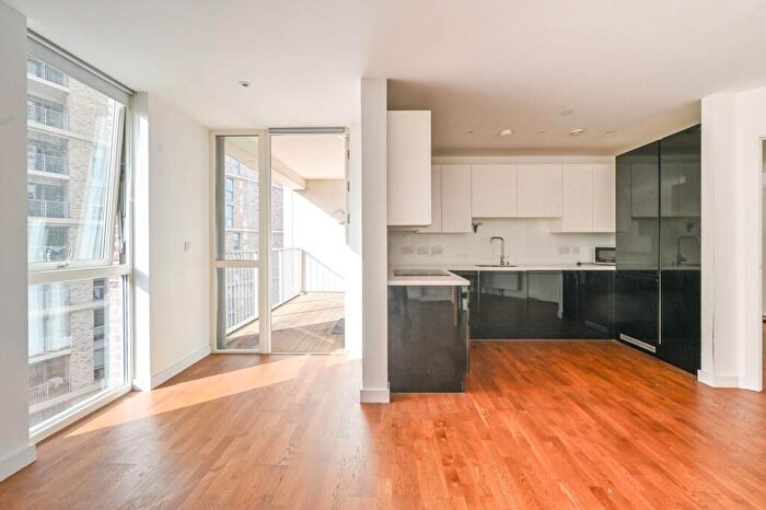 1 Bedroom Flat To Rent In Discovery Tower, , Canning Town, London, E16