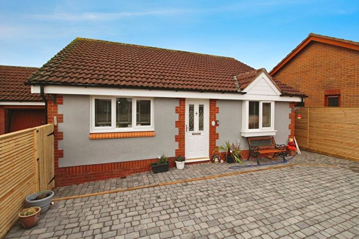 3 Bedroom Bungalow For Sale In Brock End, Portishead, Bristol, BS20