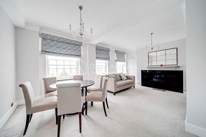 3 Bedroom Apartment To Rent In South Lodge, Circus Road, London, NW8