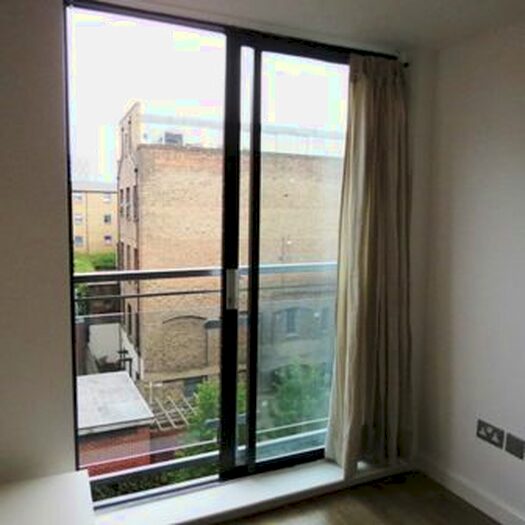 Studio To Rent In Greatorex Street, Aldgate East, London, E1