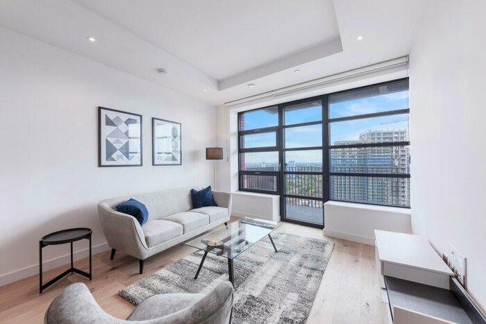 1 Bedroom Apartment To Rent In Defoe House, London City Island, London, E14