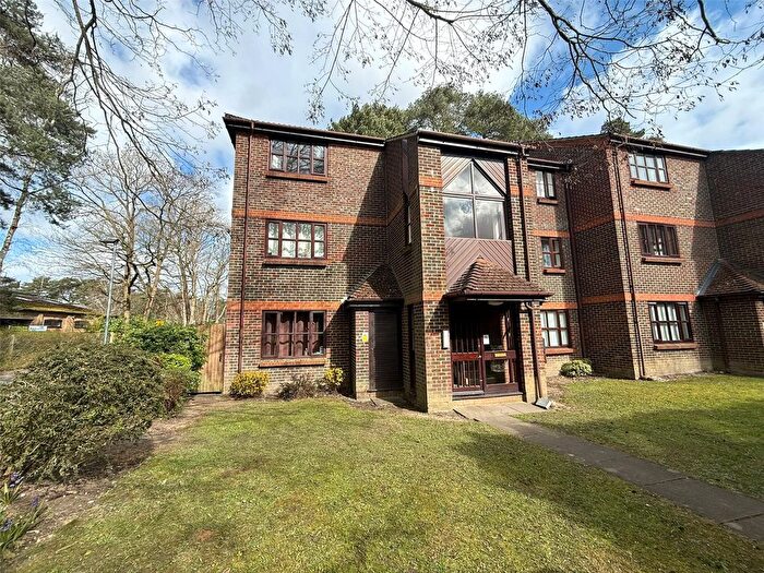 1 Bedroom Flat To Rent In Townsend Close, Bracknell, Berkshire, RG12