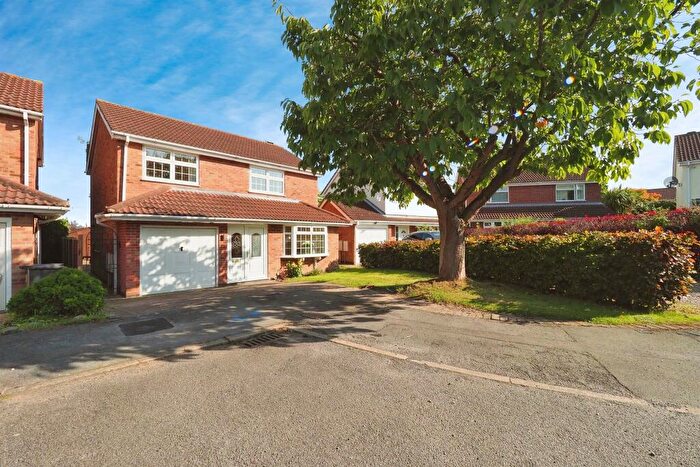 4 Bedroom Detached House For Sale In Nicolson Road, Loughborough, LE11