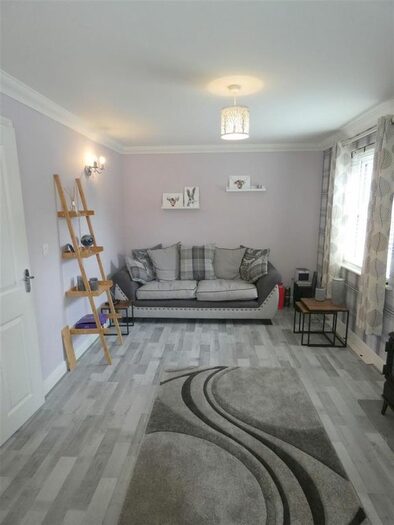 3 Bedroom Detached House To Rent In Mccarthy Close, Scartho Top, Grimsby, DN33