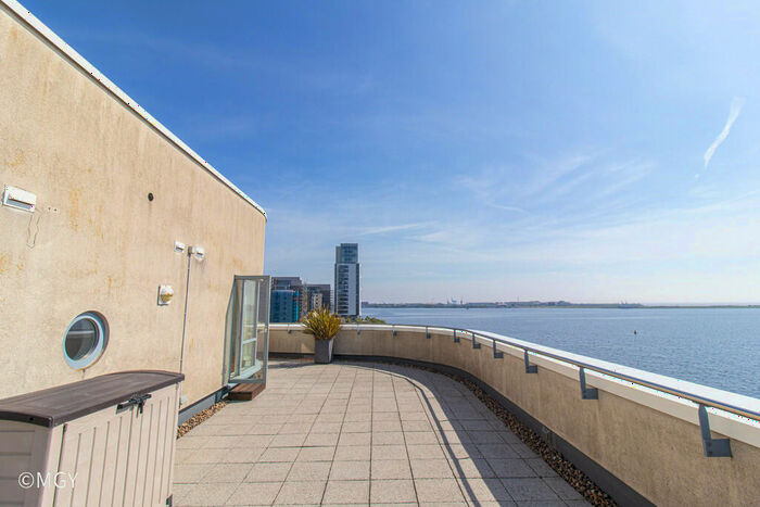 2 Bedroom Apartment To Rent In Watermark, Cardiff Bay, CF11