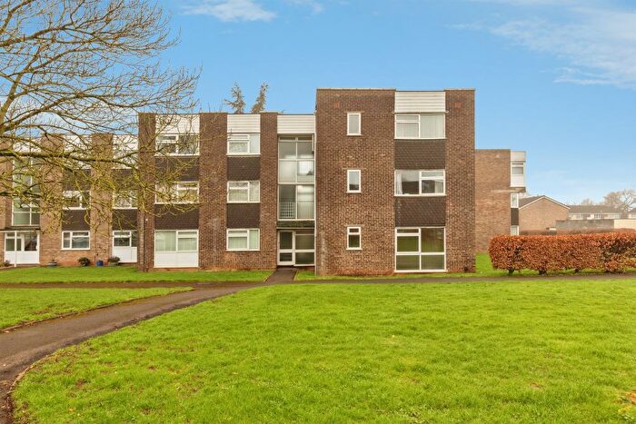 1 Bedroom Flat For Sale In Abbotswood, Yate, Bristol, BS37