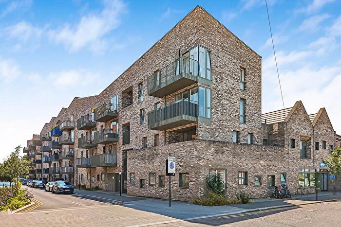 1 Bedroom Flat For Sale In Sutherland Road, Walthamstow, E17