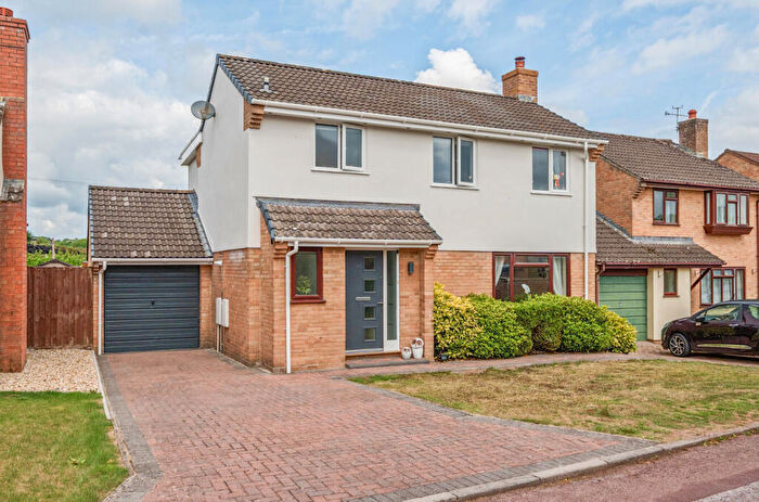 3 Bedroom Detached House For Sale In Acland Way, Tiverton, Devon, EX16