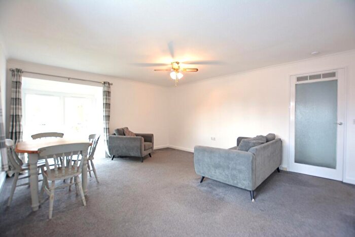 2 Bedroom Apartment To Rent In Roman Close, Tadcaster, North Yorkshire, LS24