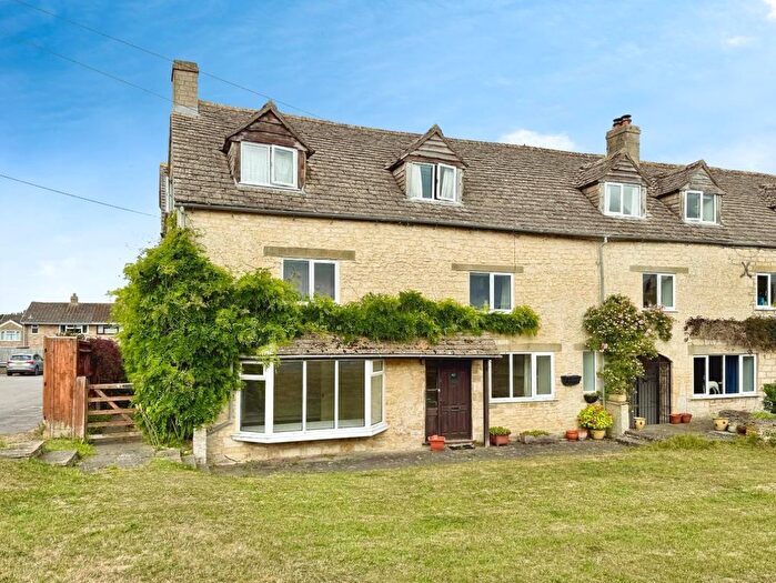 2 Bedroom Flat For Sale In The Green, Kings Stanley, Stonehouse, GL10