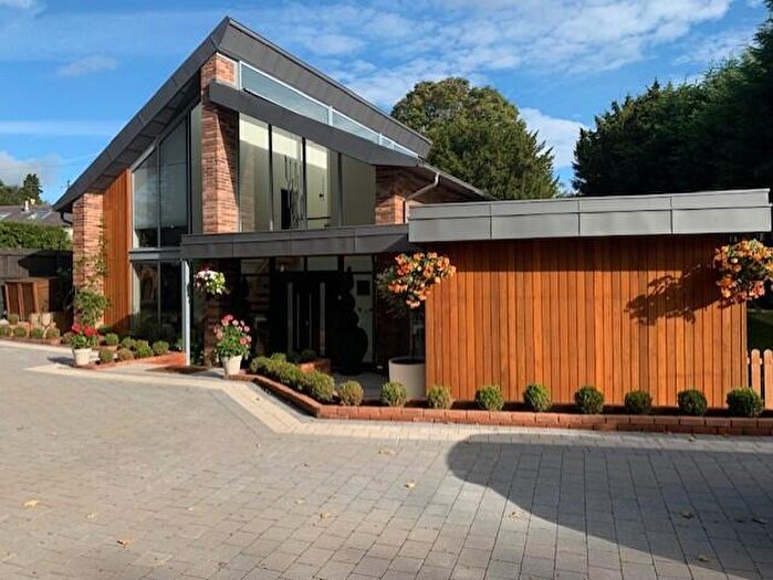 4 Bedroom Detached House To Rent In School Lane, Hints, B78