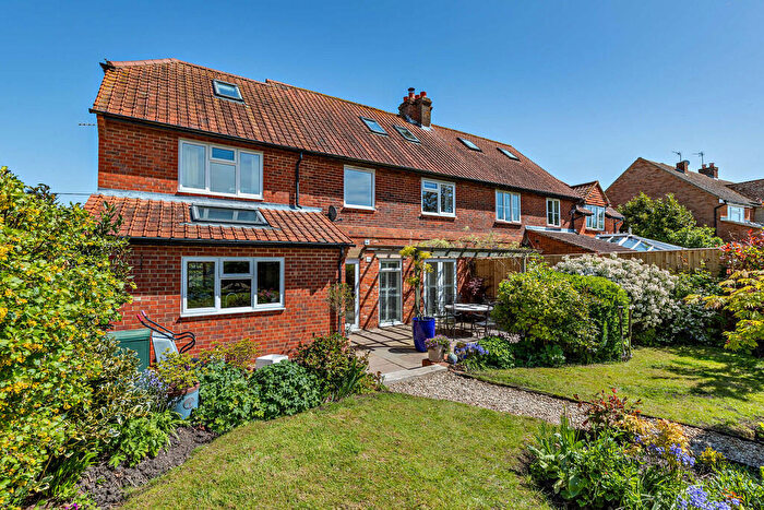 5 Bedroom Semi-Detached House For Sale In Norton Cottages, Brightwell Baldwin, Watlington, OX49