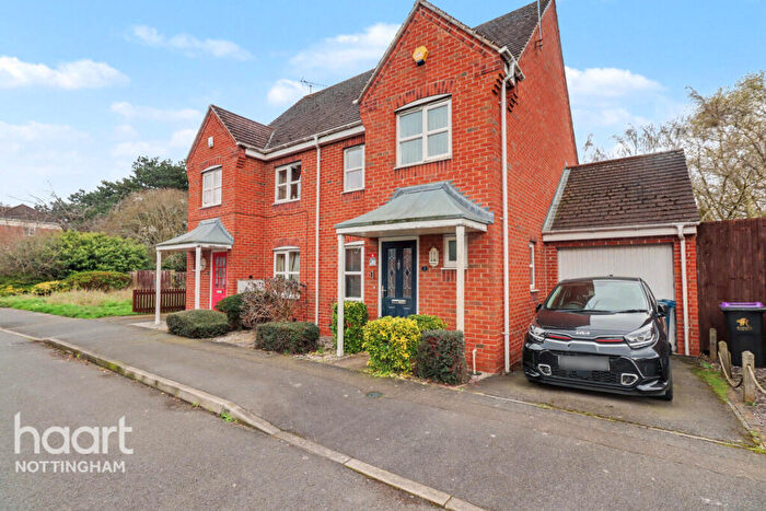 3 Bedroom Semi Detached House For Sale In Brettsil Drive, Ruddington, NG11