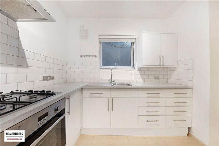1 Bedroom Flat To Rent In Radley Square, Dudlington Road, E5