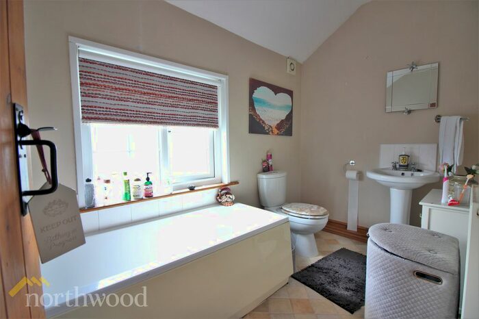 3 Bedroom Detached House For Sale In Water Lane, Crossens, Southport, PR9