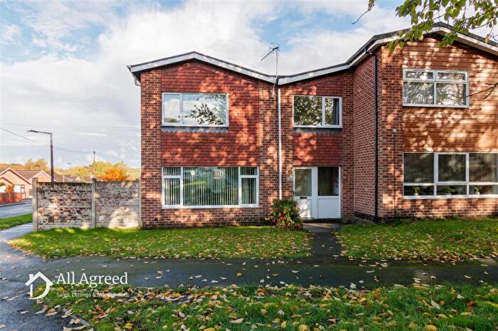 3 Bedroom Semi Detached House For Sale In Potters Way, Ilkeston, DE7