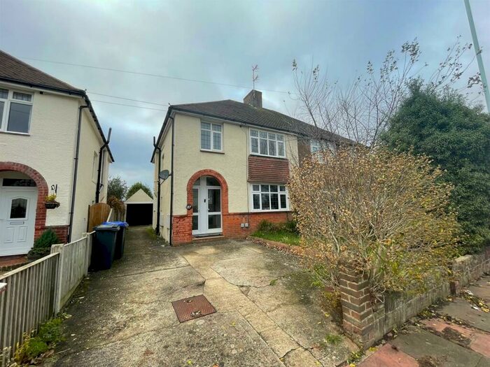 1 Bedroom Flat To Rent In Loxwood Avenue, Worthing, BN14