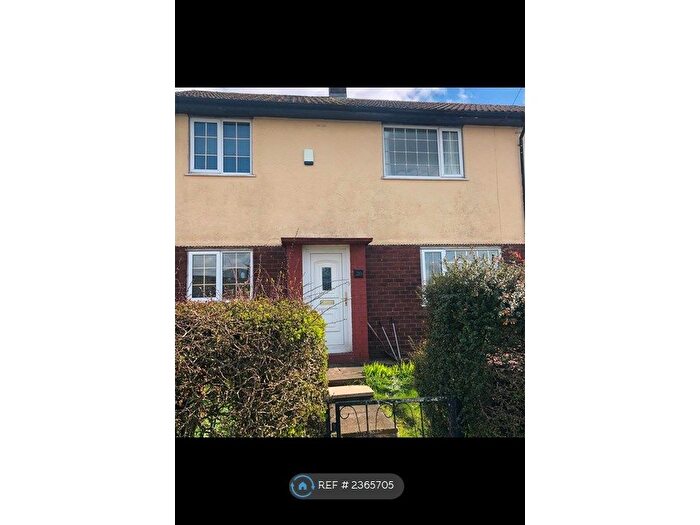 3 Bedroom Semi-Detached House To Rent In School Crescent, Stalybridge, SK15