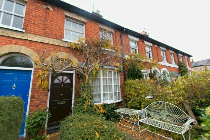 2 Bedroom Terraced House To Rent In Long Garden Walk, Farnham, Surrey, GU9