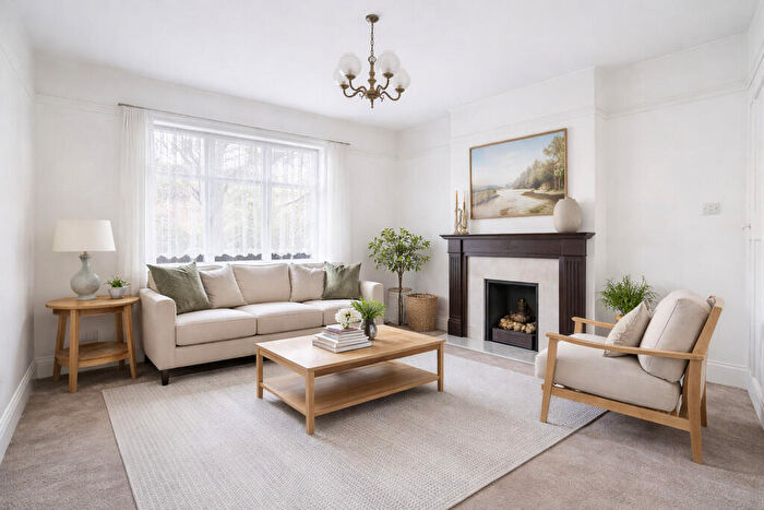 2 Bedroom Detached Bungalow For Sale In Kitling Greaves Lane, Burton-on-Trent, DE13