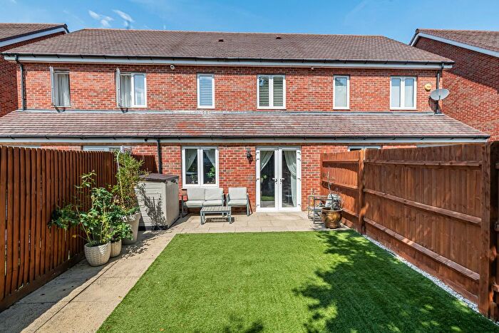 2 Bedroom Terraced House For Sale In Stilwell Close, Orpington, BR5