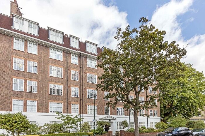 4 Bedroom Flat To Rent In Richmond Hill, Richmond, TW10