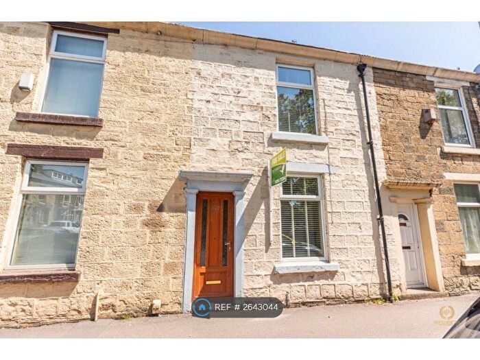 2 Bedroom Terraced House To Rent In Blackburn Road, Darwen, BB3