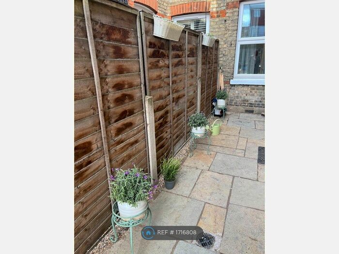 2 Bedroom Flat To Rent In Maryland Road, London, N22