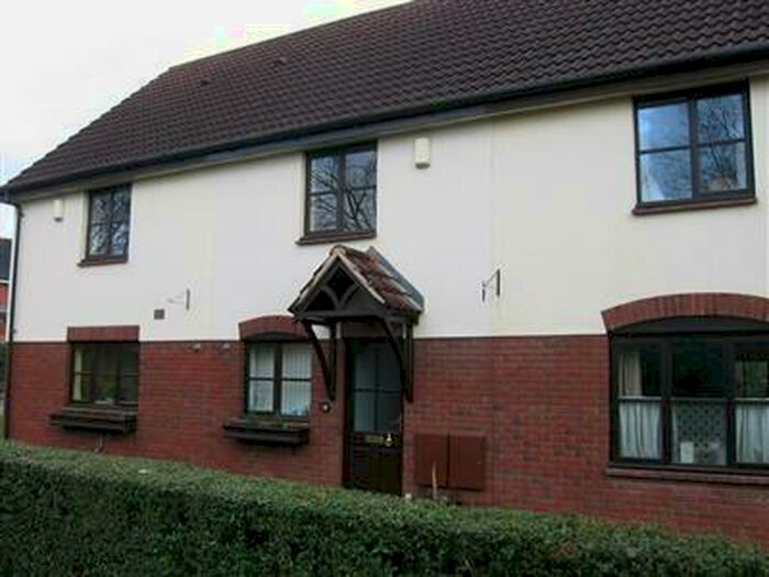 2 Bedroom House To Rent In Grasslands Drive, Pinhoe, Exeter, EX1