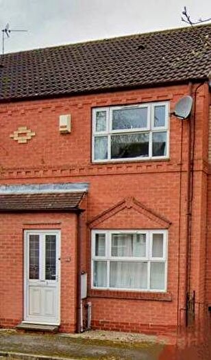 2 Bedroom Semi-Detached House To Rent In Bowling Green Croft, York, YO31