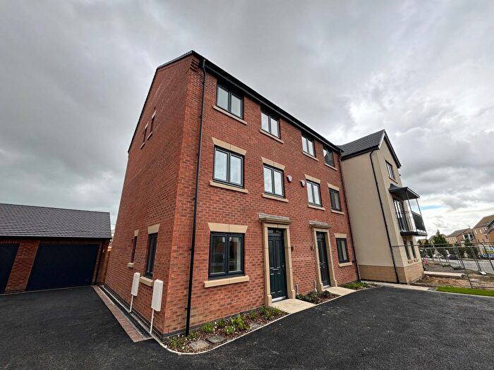 4 Bedroom Property To Rent In The Avenue, Corby, NN17