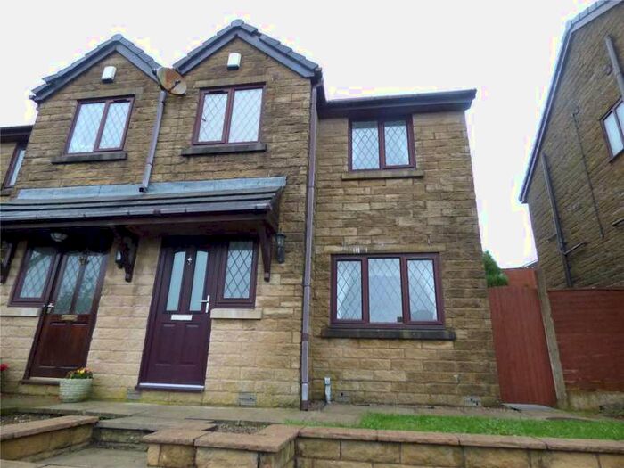 3 Bedroom End Of Terrace House To Rent In Peel Drive, Bacup, Lancashire, OL13