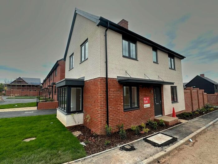 3 Bedroom House To Rent In Crabtree Hill Drive, Derby, DE22