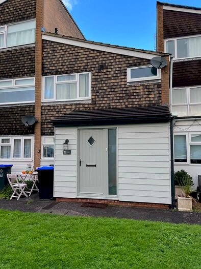 3 Bedroom Terraced House To Rent In Cedar Close, Lancing, BN15