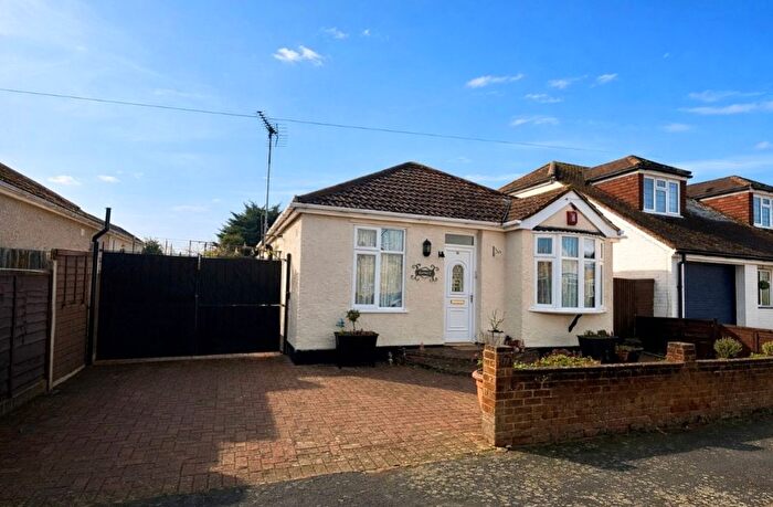 2 Bedroom Detached Bungalow For Sale In Cambridge Road, Ashford, Surrey, TW15