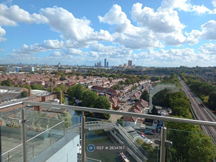 1 Bedroom Flat To Rent In Fairbanks Court, Wembley, HA0