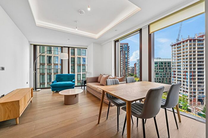 2 Bedroom Flat For Sale In One Thames City, Carnation Way, SW8