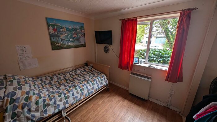 1 Bedroom Flat For Sale In Fair Oak Road, Eastleigh, SO50