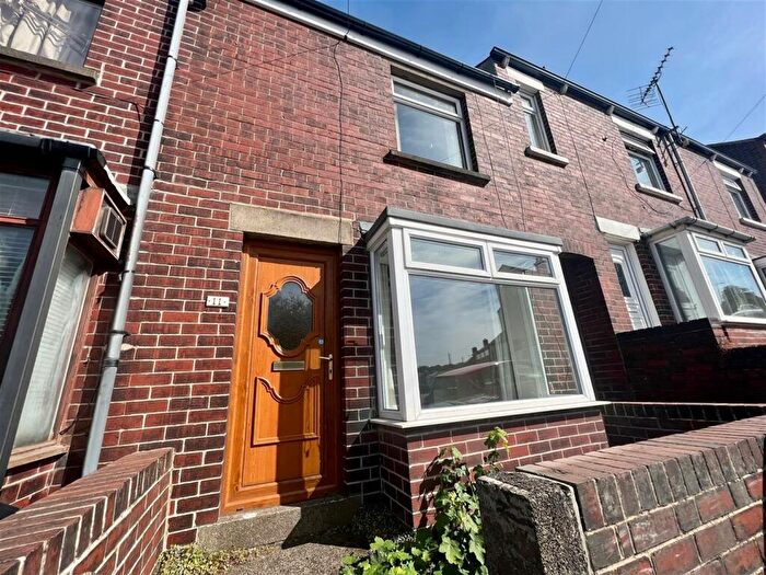 2 Bedroom Terraced House To Rent In Whitwell Crescent, Stocksbridge, Sheffield, S36