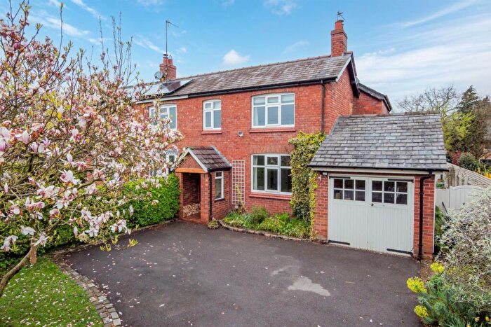 4 Bedroom Semi-Detached House For Sale In Goostrey Lane, Cranage, CW4