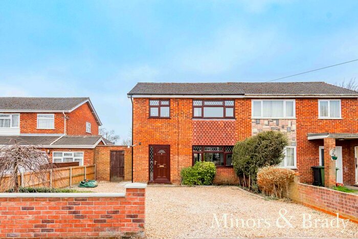 3 Bedroom Semi-Detached House For Sale In The Street, Hockering, Dereham, NR20