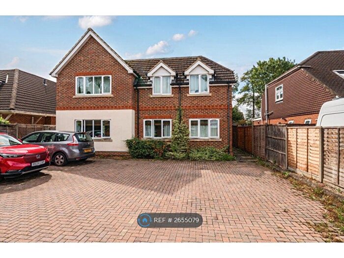 2 Bedroom Flat To Rent In Wokingham Road, Reading, RG6