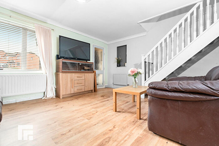 4 Bedroom Detached House For Sale In Timothy Rees Close, Danescourt, Cardiff, CF5